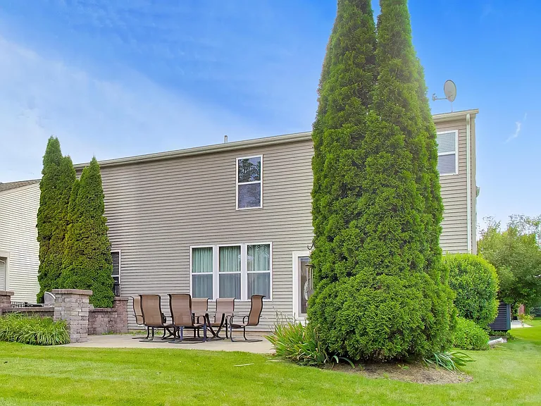 501 Tuscany Dr — Photo 41