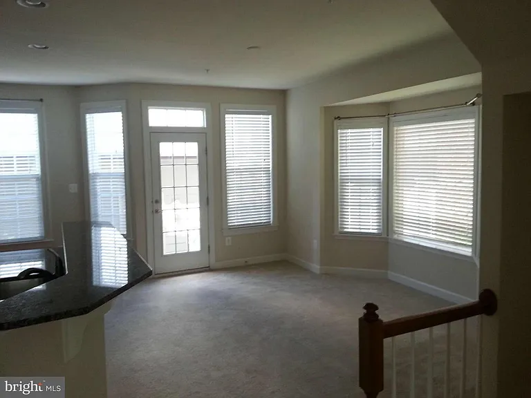9053 McPherson St — Photo 5