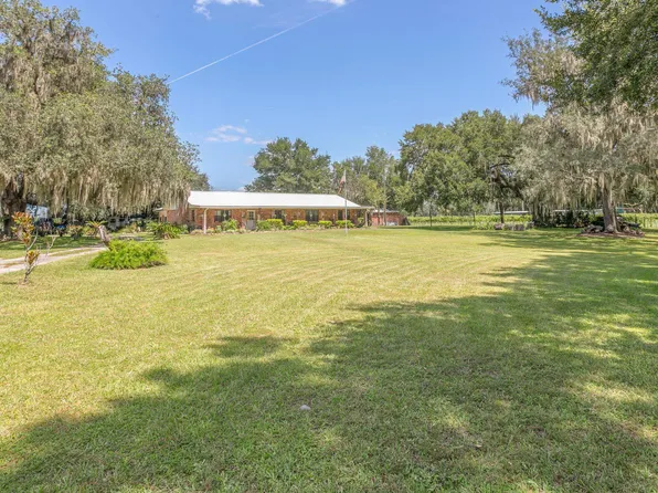1674 County Road 308, Crescent City, FL 32112