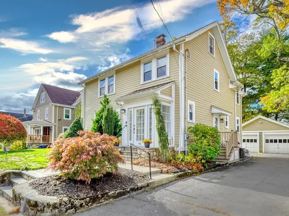 126 Ashland St, Melrose, MA 02176