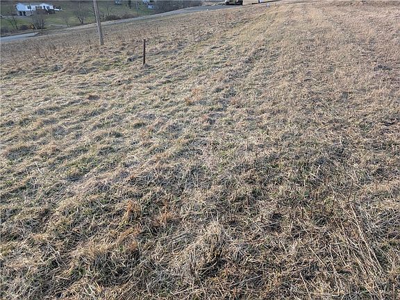 5th image of 141 Conerty Rd