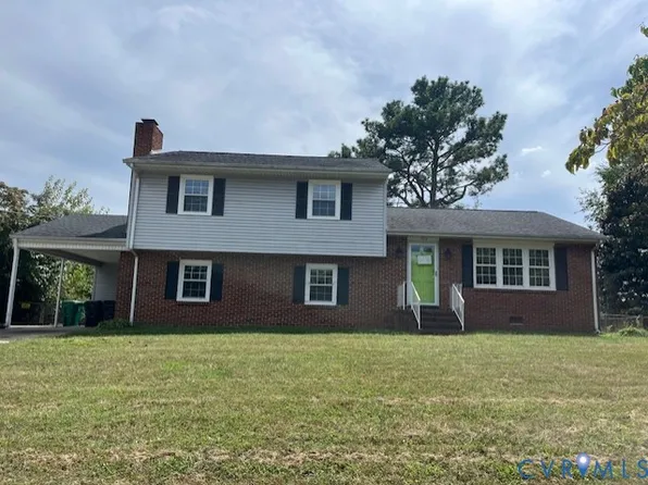 1113 Covington Rd, Colonial Heights, VA 23834