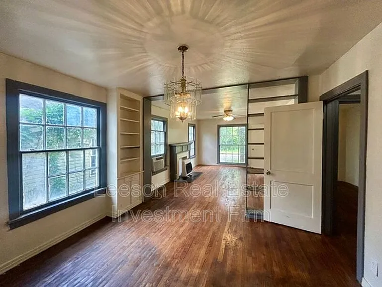 3407 Lillian St — Photo 11