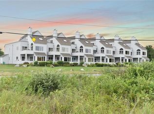 207 Bellevue Ct, Narragansett, RI 02882