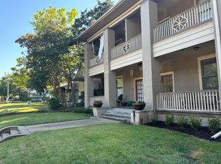 909 Haines Ave APT D, Dallas, TX 75208