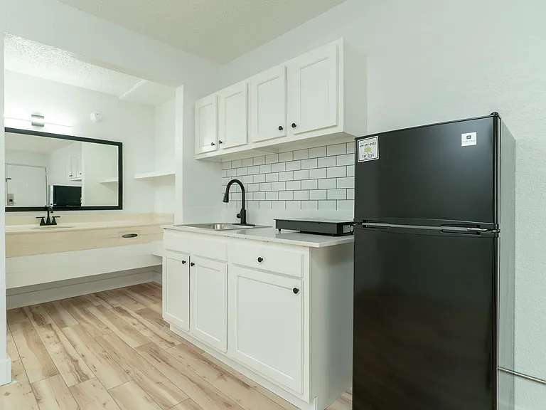 4120 Williams Ave #A — Photo 8