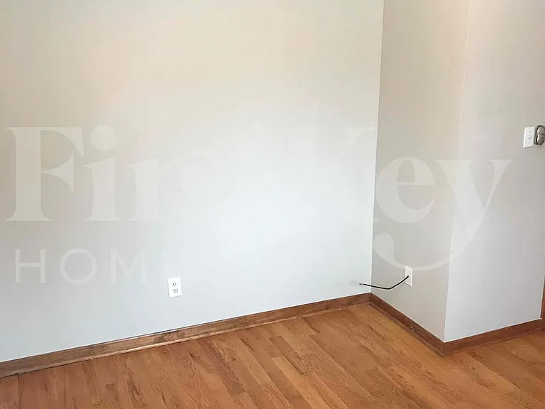 155 Berkshire Dr — Photo 26