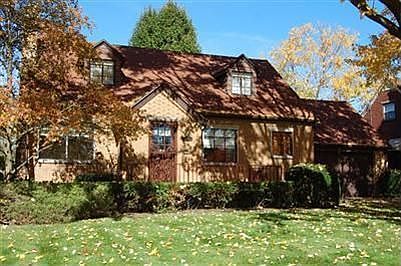 1st image of 1117 Broadview Blvd