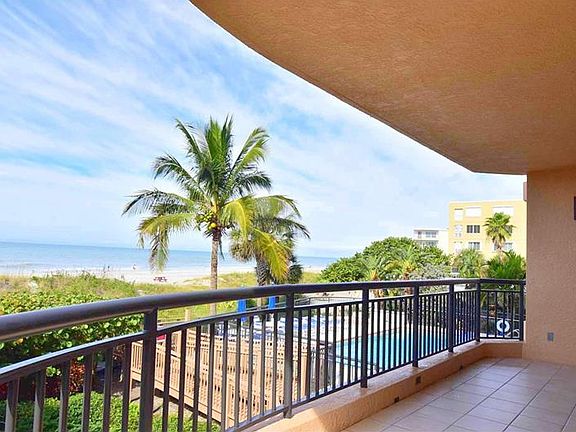 4th image of 19534 Gulf Blvd APT 101