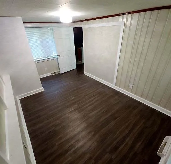 213 Statesville Blvd — Photo 5