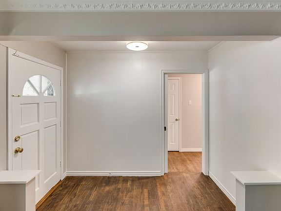 3rd image of 11643 Rogue Way