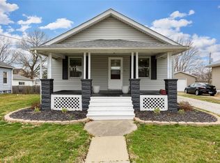 819 S Monroe St, Litchfield, IL 62056