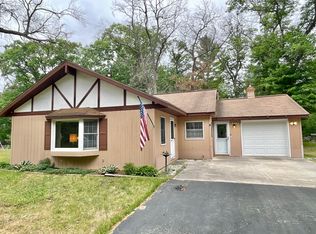 3370 Alexander St, Lewiston, MI 49756
