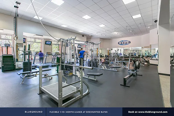 Rented by The Blueground | media 36