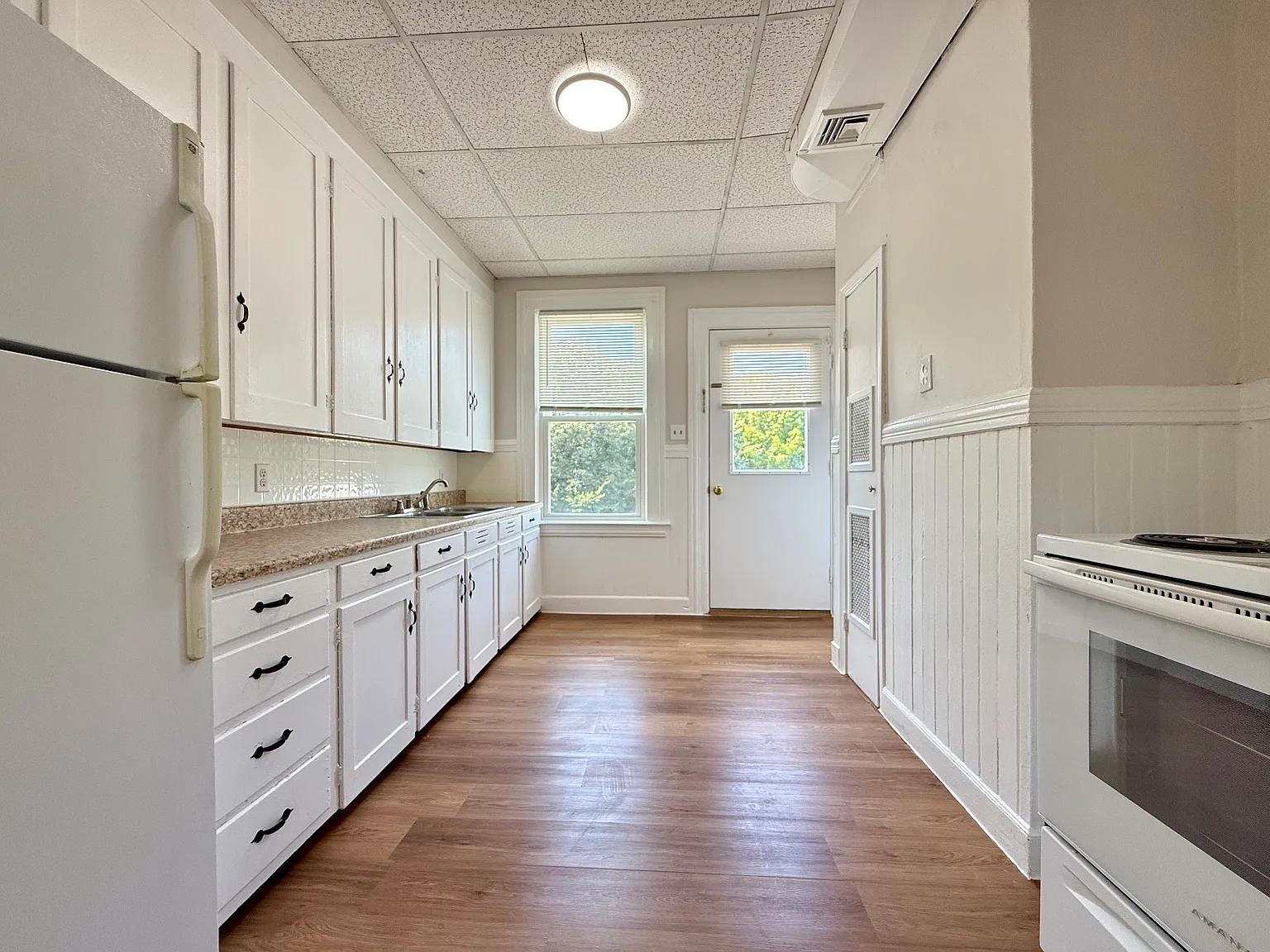 1 bed, 700 sqft, $1,675 — Photo 3