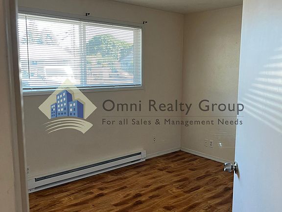 5th image of 883 SE 11th Ave #9
