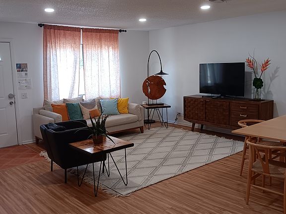 3rd image of 68065 Calle Bolso #1