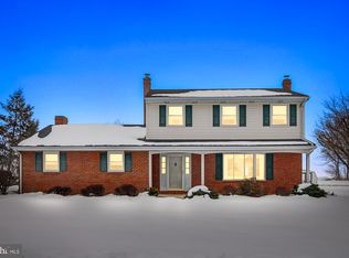 26 Lorraine Ave, Marietta, PA 17547