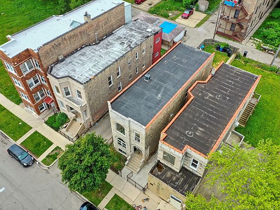 3rd image of 1510 S Millard Ave