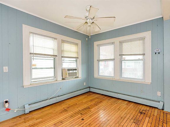 5th image of 37 Georgia Ave