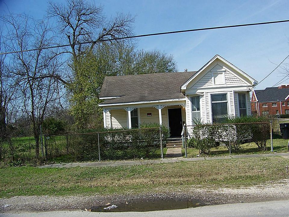 Great Lot to build with a downtown skyline view!