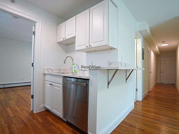 2nd image of 11 Griggs St #15