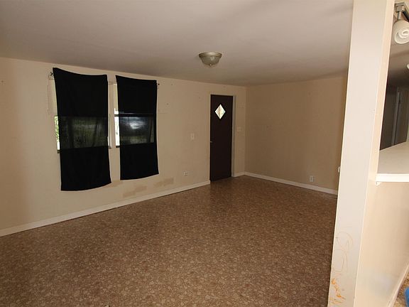 3rd image of 3119 Spring Creek Hwy