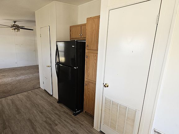 5th image of 7983 N Team Roper Rd