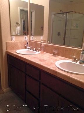 4th image of 5301 E Commerce Way Unit 10104