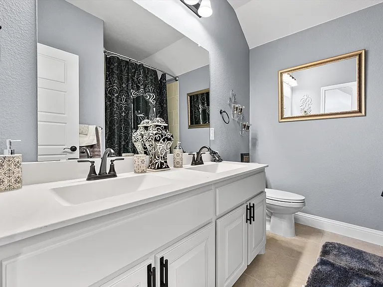 4434 Verbena St — Photo 56