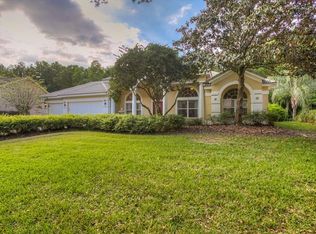 15918 Dawson Ridge Dr, Tampa, FL 33647