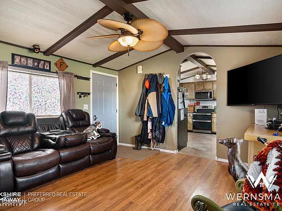 3rd image of 2 Fairview Rd