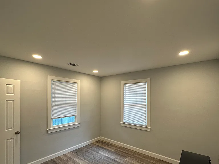 1108 Greene St — Photo 9