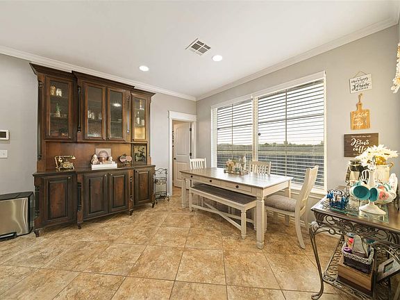 3rd image of 5433 NW King Richard Ave