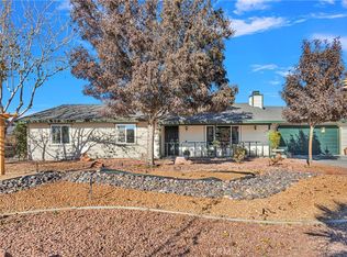 22164 Cholena Rd, Apple Valley, CA 92307