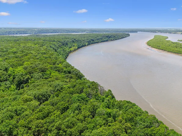 E 202nd Rd, Wyandotte, OK 74370