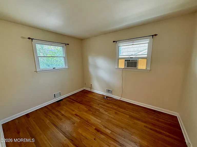 34 Highland Ave — Photo 16