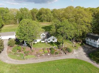 39 Terrell Rd, Woodbury, CT 06798