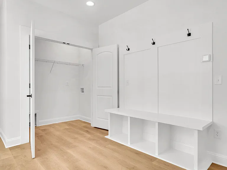 203 Riverstone Commons Cir — Photo 13