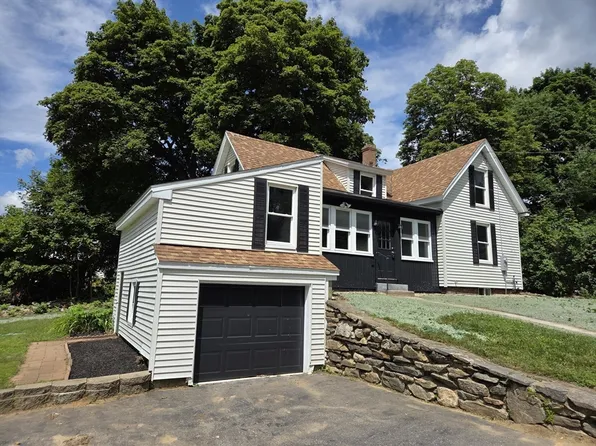 15 Dublin St, Gardner, MA 01440