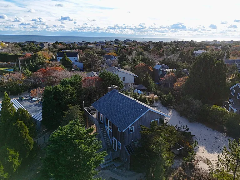 11 Pine Way — Photo 4