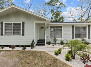 1903 Red Bluff Rd, Seabrook, TX 77586