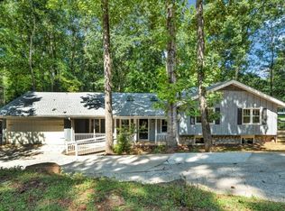 1990 Six Branches Dr, Roswell, GA 30076