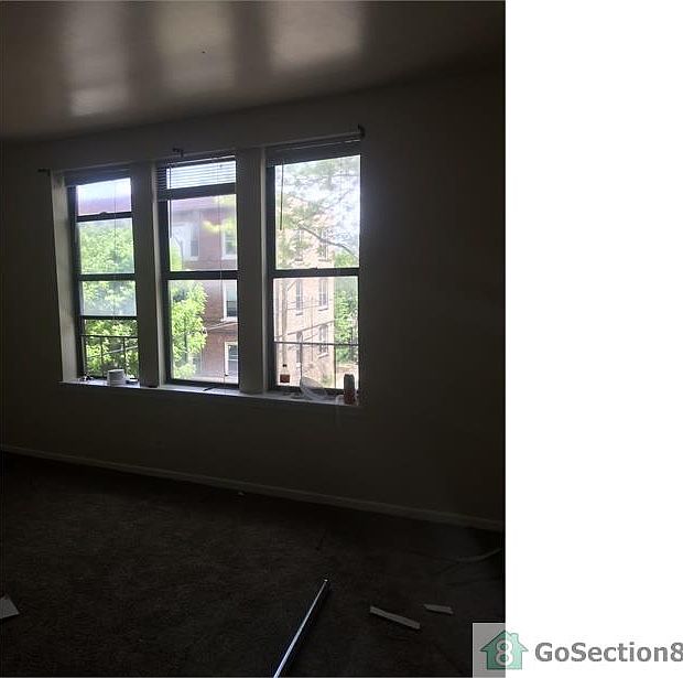 1st image of 118 N Kostner Ave APT 2