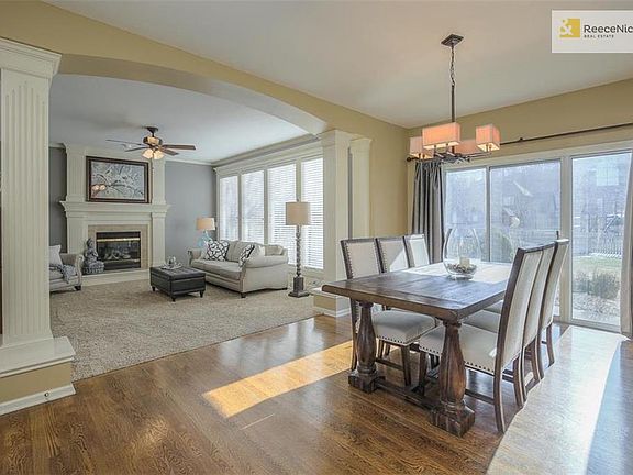 3rd image of 187 NE Misty Meadow Dr