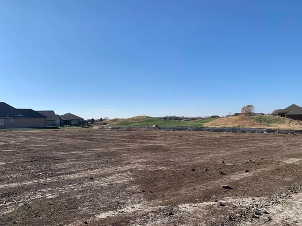 1701 Casey, Newton, KS 67114