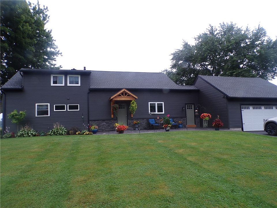 1st image of 579 Morton Rd