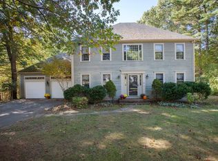 32 Sawyers Ln, Marshfield, MA 02050