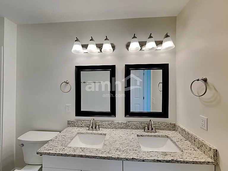 836 Orwell St — Photo 12