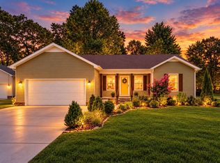 110 Collinwood Dr, Tullahoma, TN 37388